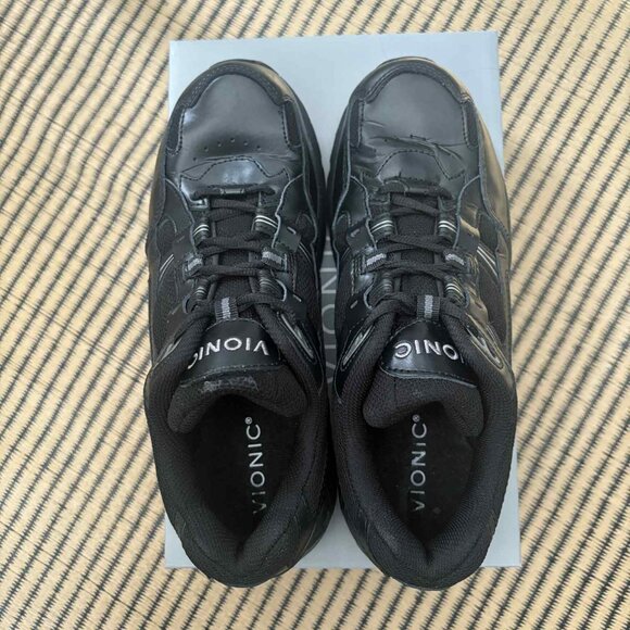 Vionic Women's classic walker - Picture 3 of 3